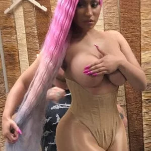 Nicki minaj nude hot Nicki Minaj